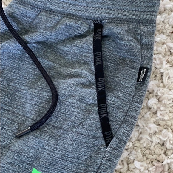 Comfy flattering sweatpants - Picture 3 of 4